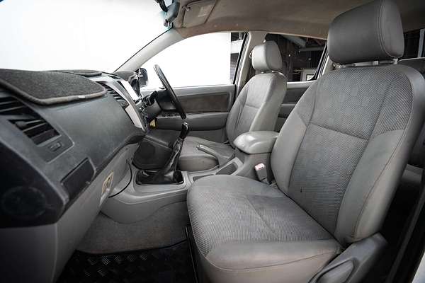 2007 Toyota Hilux SR KUN16R Rear Wheel Drive