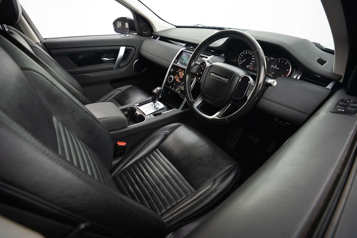 2020 Land Rover Discovery Sport D150 S L550