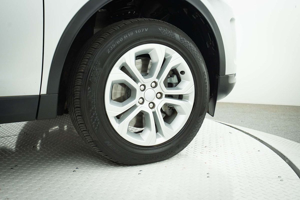 2020 Land Rover Discovery Sport D150 S L550