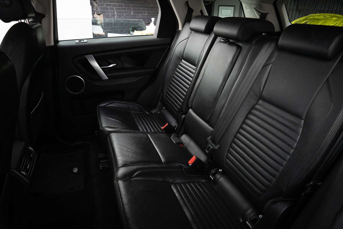 2020 Land Rover Discovery Sport D150 S L550