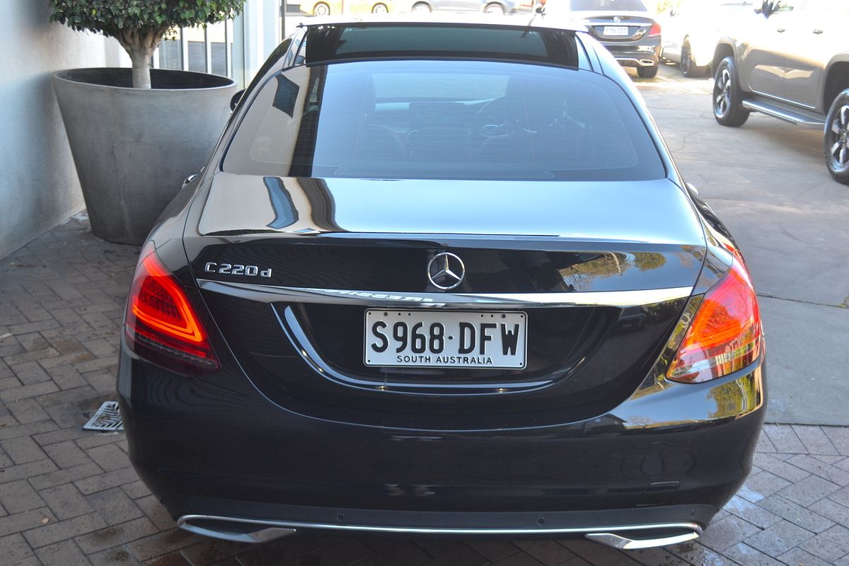 2018 Mercedes-Benz C-Class C220 d W205