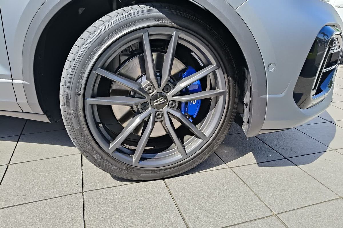 2025 Volkswagen T-Roc R Wolfsburg Edition D11