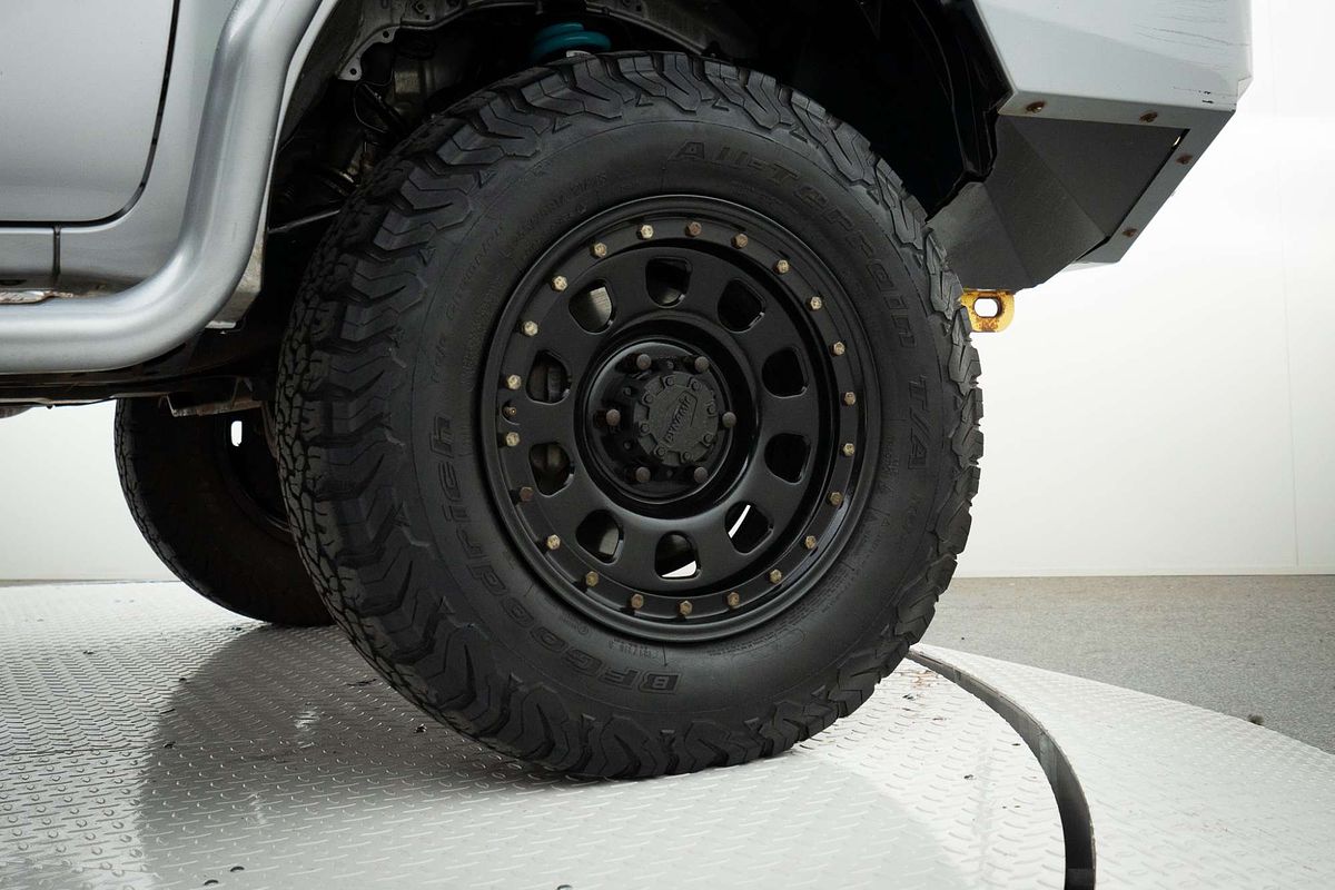 2015 Toyota Hilux SR5 GUN126R 4X4