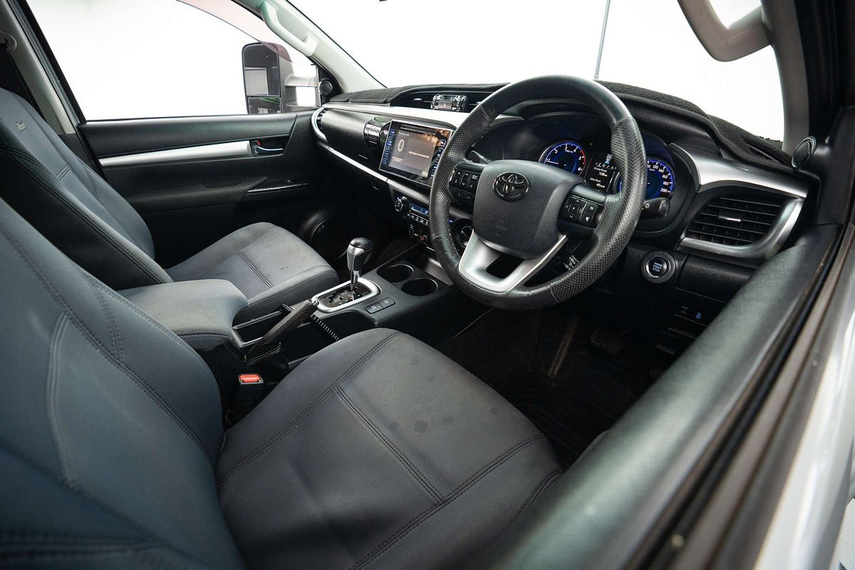 2015 Toyota Hilux SR5 GUN126R 4X4