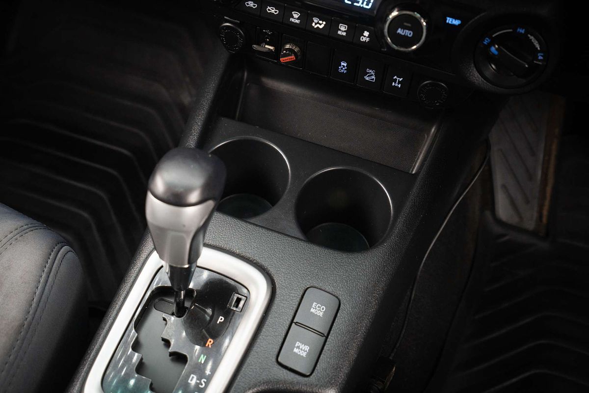 2015 Toyota Hilux SR5 GUN126R 4X4