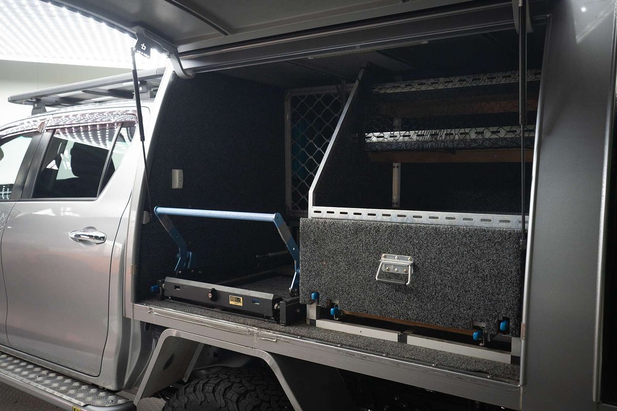 2015 Toyota Hilux SR5 GUN126R 4X4