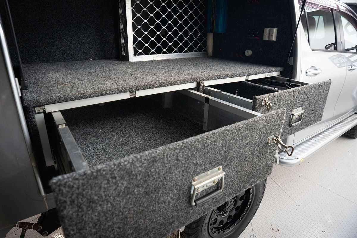 2015 Toyota Hilux SR5 GUN126R 4X4