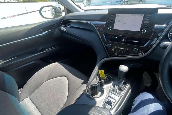 2024 Toyota Camry Ascent AXVH70R