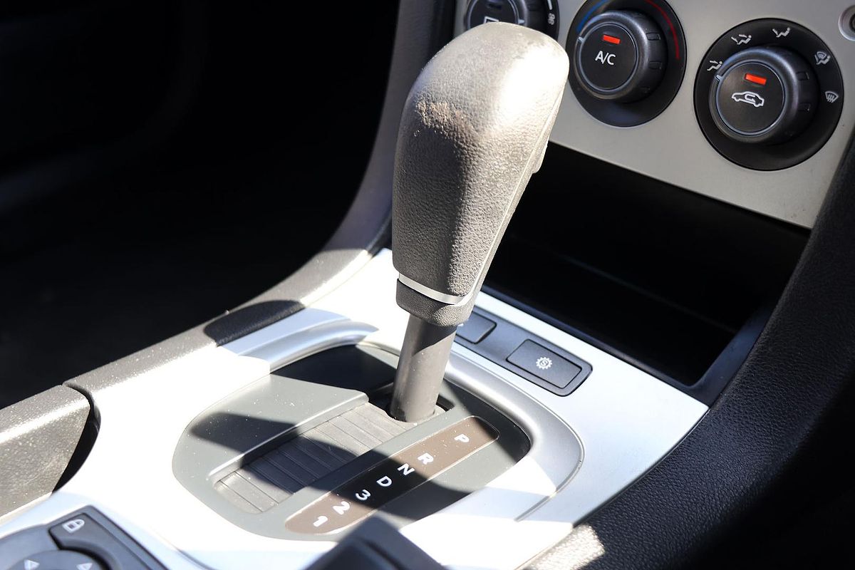 2006 Holden Commodore Omega VE
