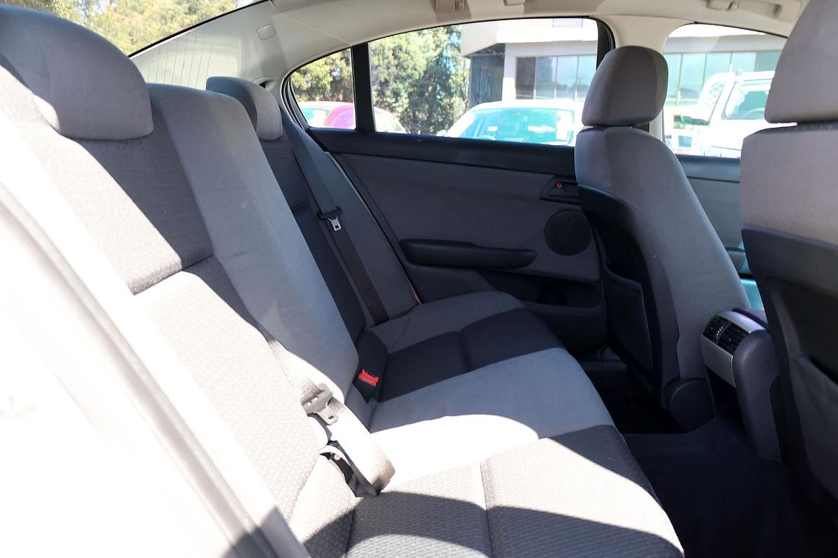 2006 Holden Commodore Omega VE