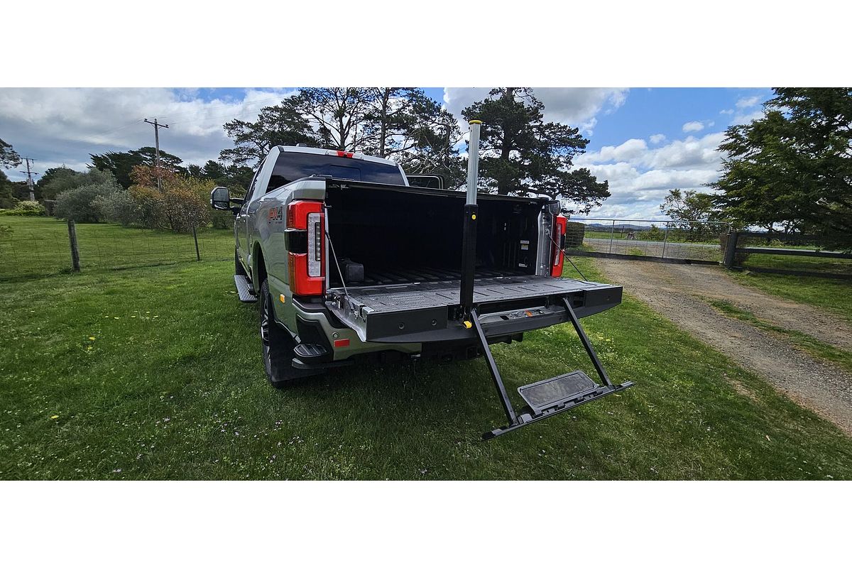 2024 Ford F350 Platinum 4X4