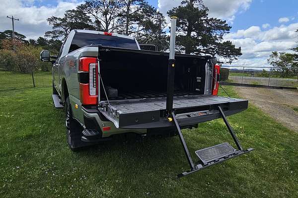 2024 Ford F350 Platinum 4X4