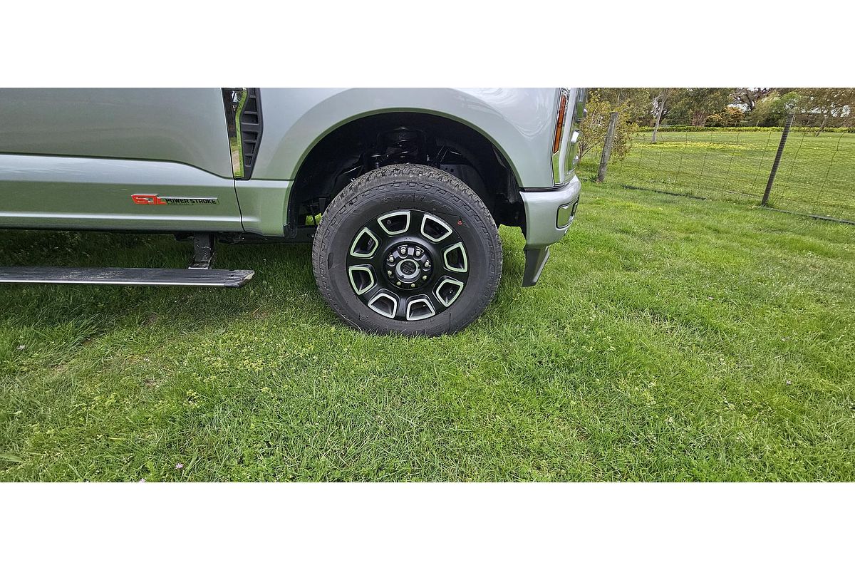 2024 Ford F350 Platinum 4X4