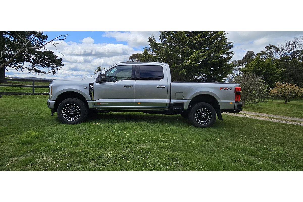 2024 Ford F350 Platinum 4X4