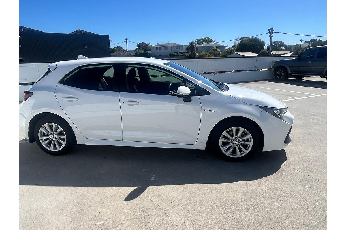 2022 Toyota Corolla Ascent Sport Hybrid ZWE211R