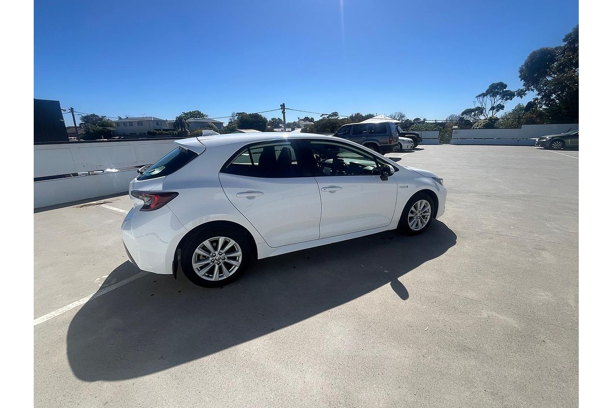 2022 Toyota Corolla Ascent Sport Hybrid ZWE211R