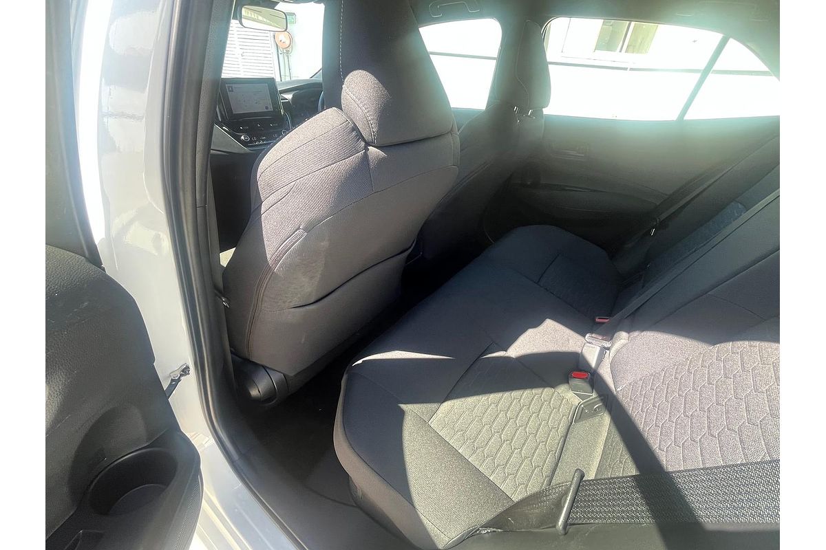 2022 Toyota Corolla Ascent Sport Hybrid ZWE211R