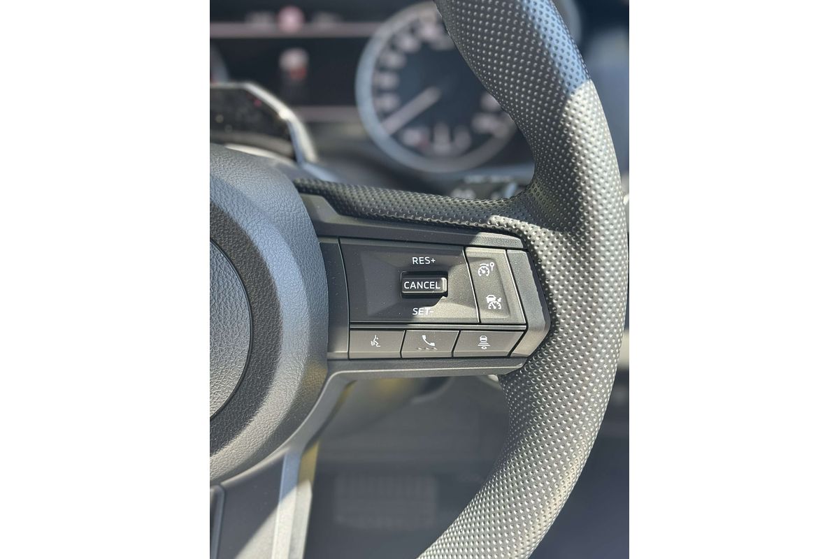 2025 Mitsubishi Triton GLX+ MV 4X4