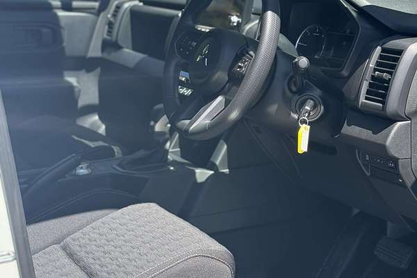 2025 Mitsubishi Triton GLX+ MV 4X4