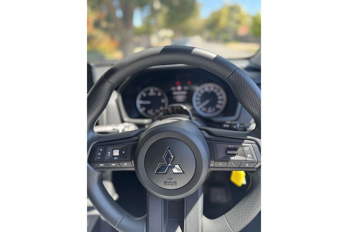 2025 Mitsubishi Triton GLX+ MV 4X4