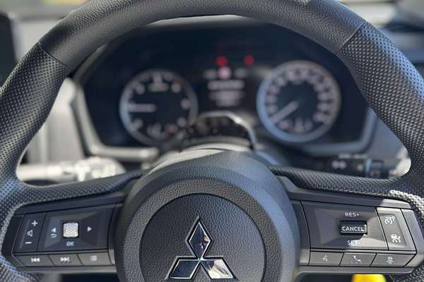 2025 Mitsubishi Triton GLX+ MV 4X4