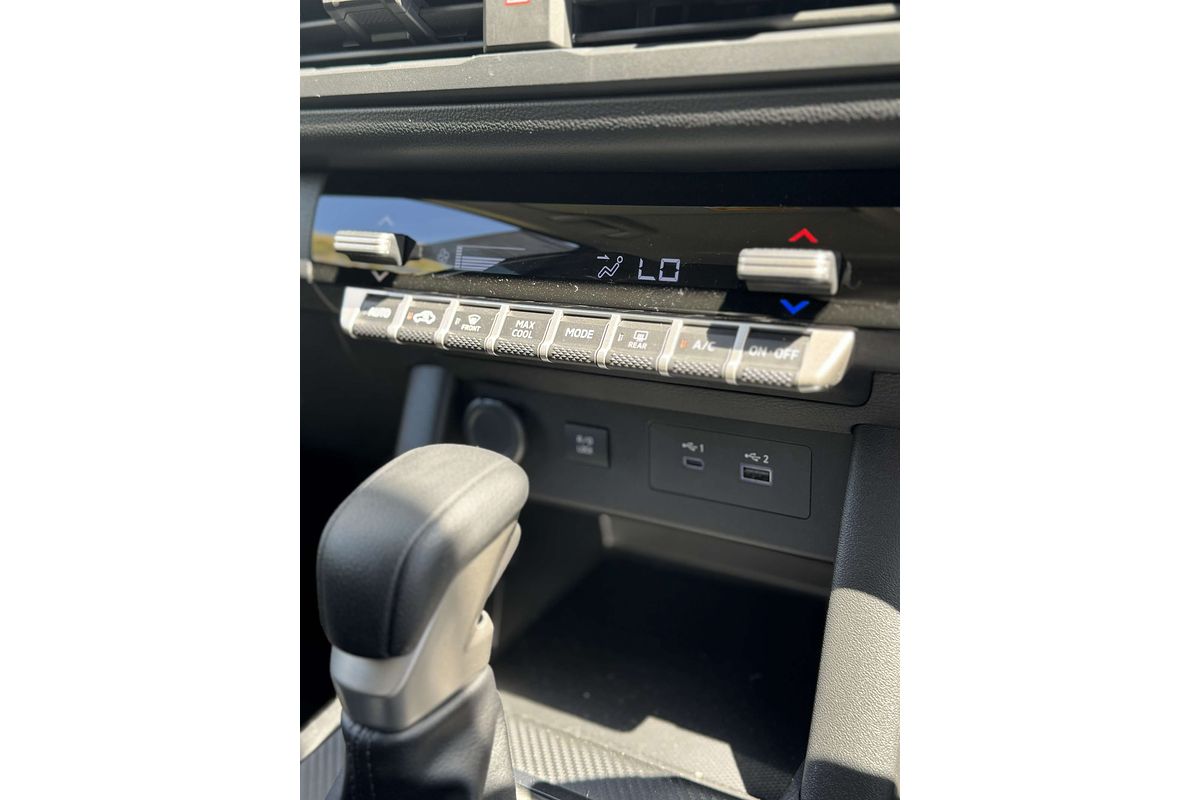 2025 Mitsubishi Triton GLX+ MV 4X4