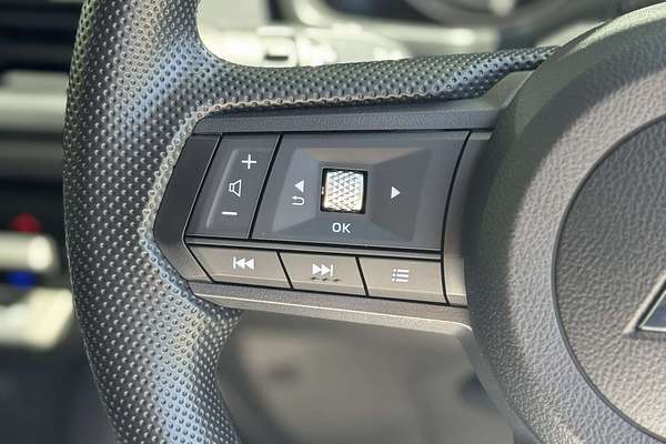 2025 Mitsubishi Triton GLX+ MV 4X4