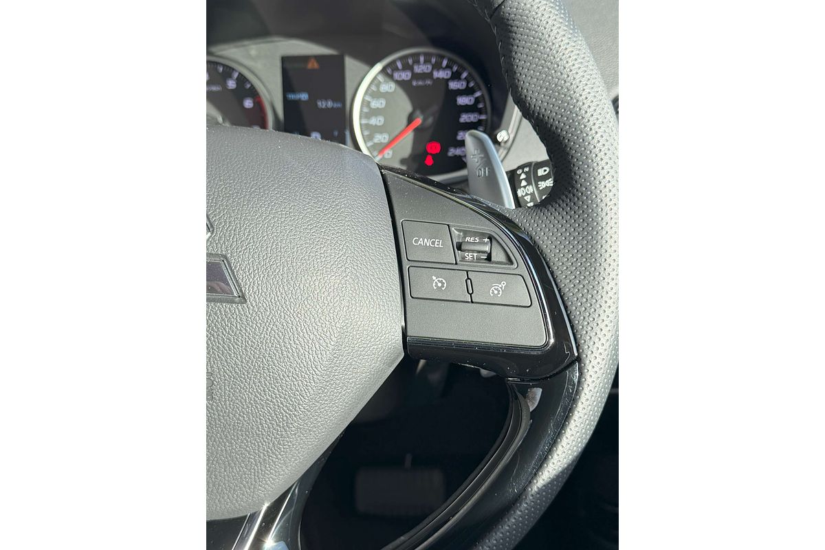 2024 Mitsubishi Eclipse Cross LS Black Edition YB