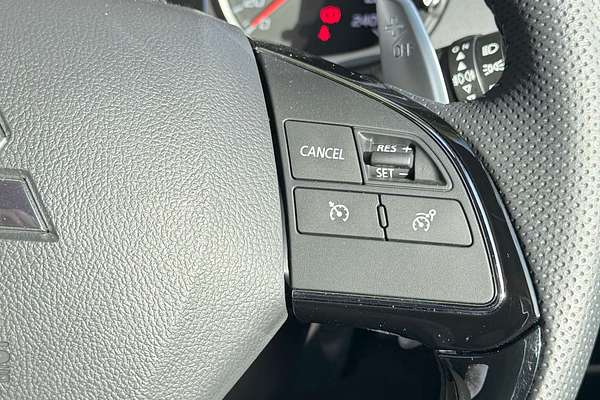 2024 Mitsubishi Eclipse Cross LS Black Edition YB