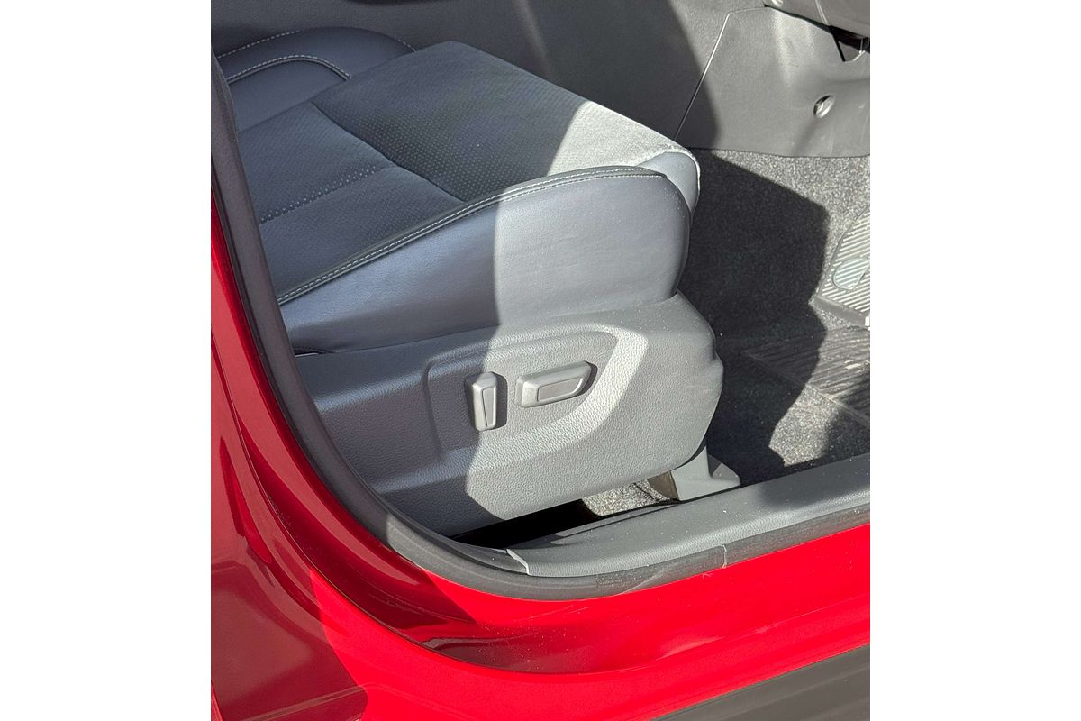 2024 Mitsubishi Eclipse Cross LS Black Edition YB