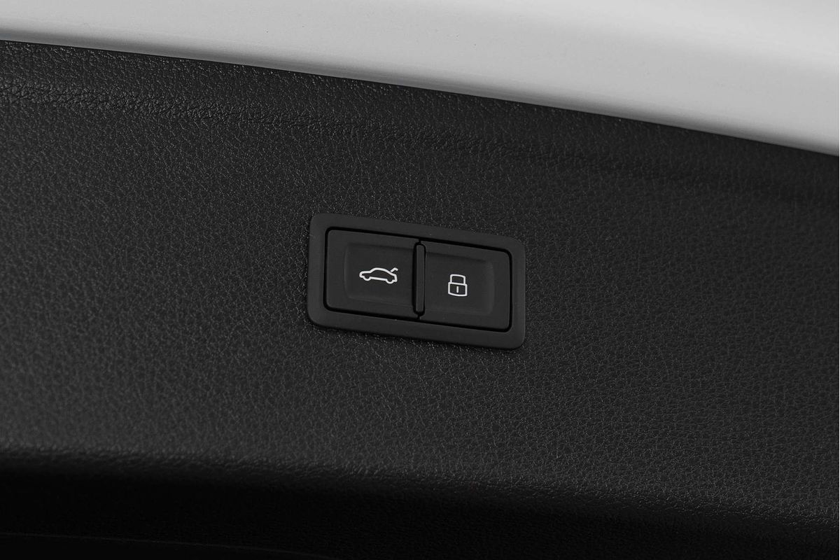 2021 Audi Q5 45 TFSI Launch Edition FY