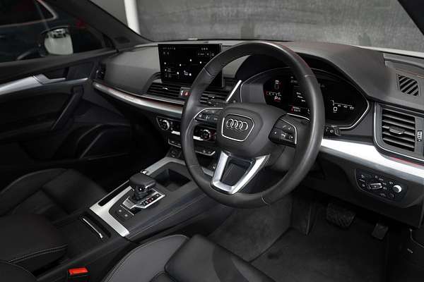 2021 Audi Q5 45 TFSI Launch Edition FY
