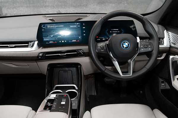 2024 BMW iX1 eDrive20 xLine U11