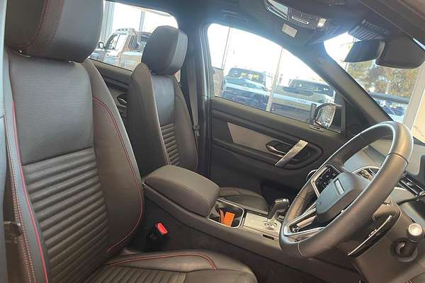 2022 Land Rover Discovery Sport P250 R-Dynamic SE L550