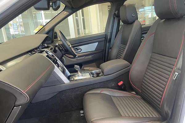 2022 Land Rover Discovery Sport P250 R-Dynamic SE L550