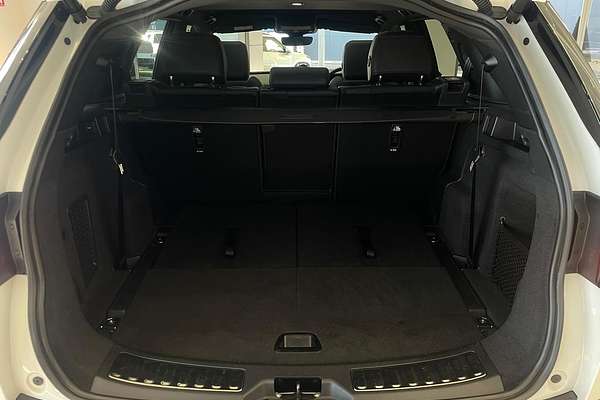 2022 Land Rover Discovery Sport P250 R-Dynamic SE L550