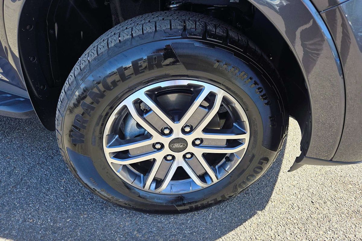 2025 Ford Everest Trend  2.0L
