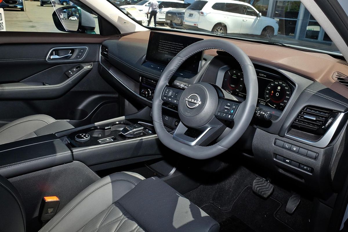 2025 Nissan X-TRAIL Ti-L e-POWER T33