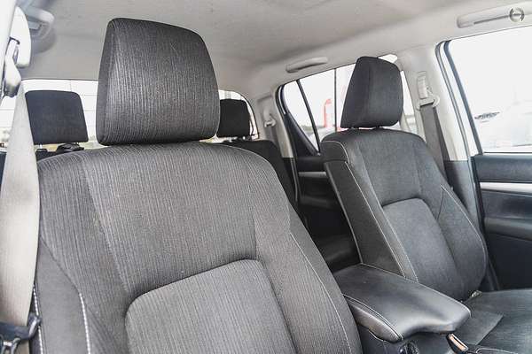 2020 Toyota Hilux SR5 GUN126R 4X4