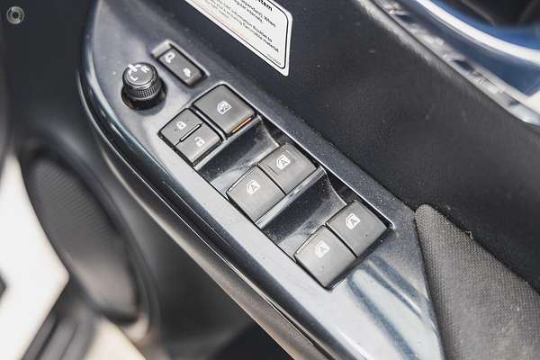 2020 Toyota Hilux SR5 GUN126R 4X4