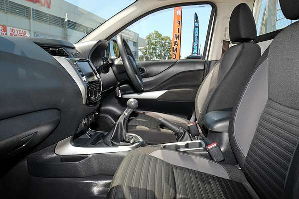 2022 Nissan Navara SL D23 4X4