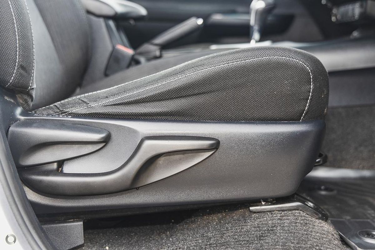 2020 Toyota Hilux SR5 GUN126R 4X4