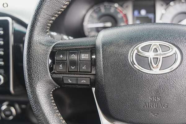 2020 Toyota Hilux SR5 GUN126R 4X4