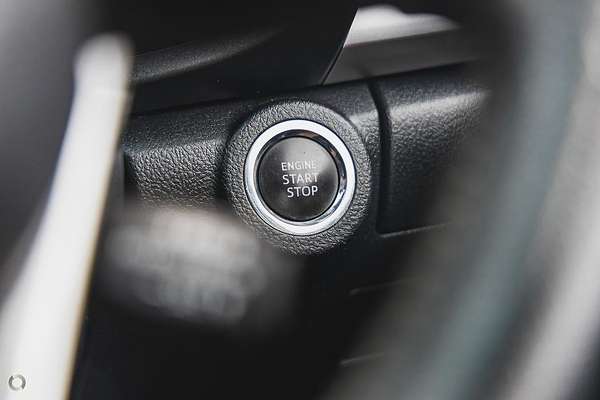 2020 Toyota Hilux SR5 GUN126R 4X4