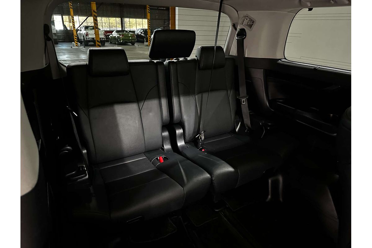 2019 Toyota Alphard SR  AYH30W