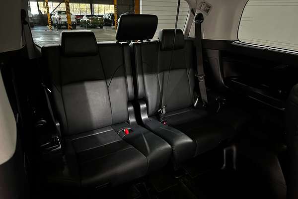 2019 Toyota Alphard SR  AYH30W