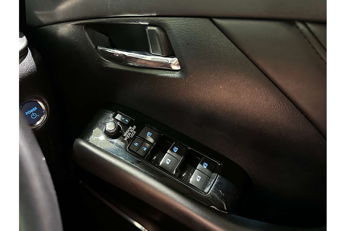 2019 Toyota Alphard SR  AYH30W
