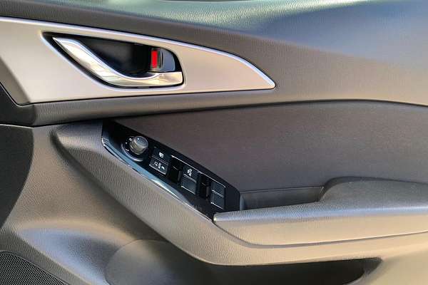 2018 Mazda 3 SP25 BN Series
