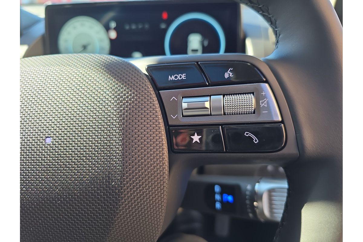 2025 Hyundai INSTER Cross AX.V1