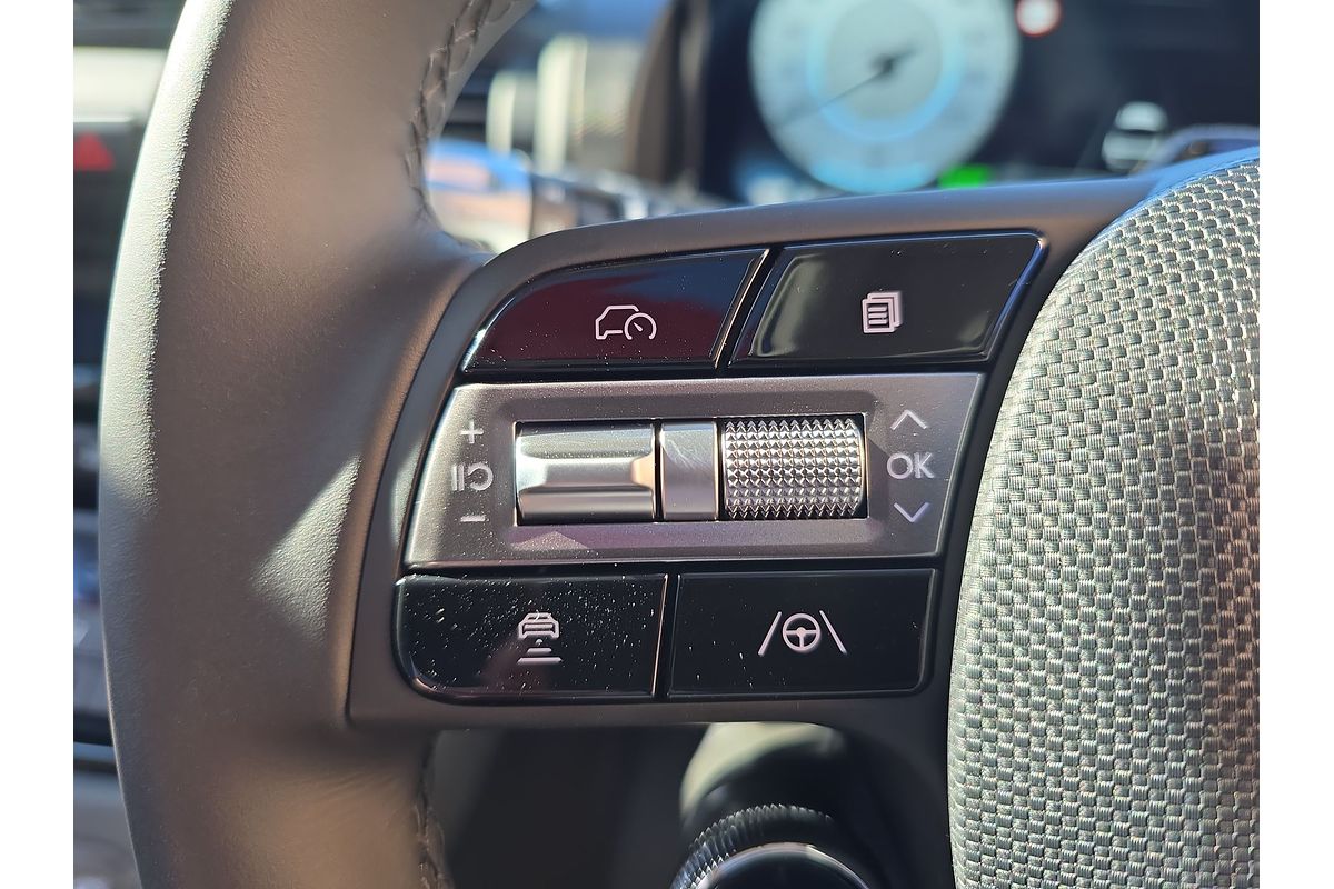 2025 Hyundai INSTER Cross AX.V1